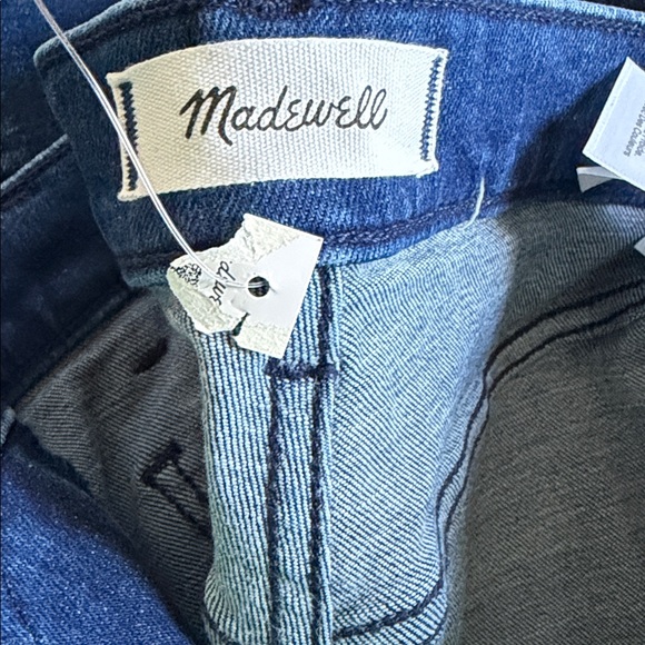 Madewell High-Rise Wide-Leg Jeans in Dark Blue - Picture 8 of 8